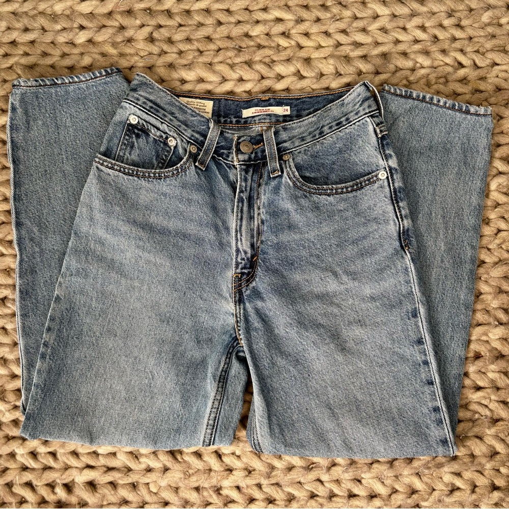 Levi’s 80s Mom Jean